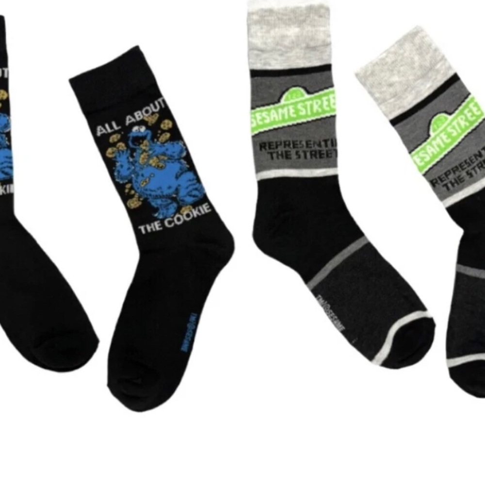Sesame Street Mens’ Cookie Monster Black Crew Socks - 2-Pairs